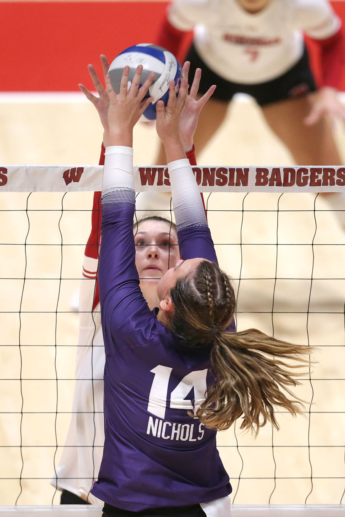 082327_uwtcuvolleyball_08kw-08272021203009